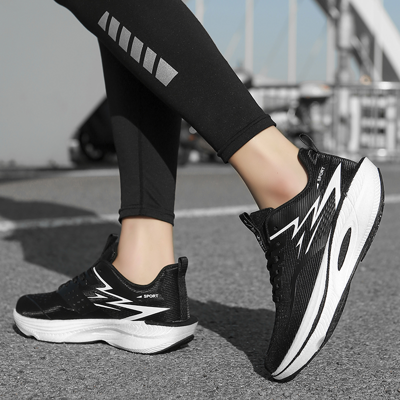 Chaussures pour femmes, basket - Sports Equipment For Running avis et prix