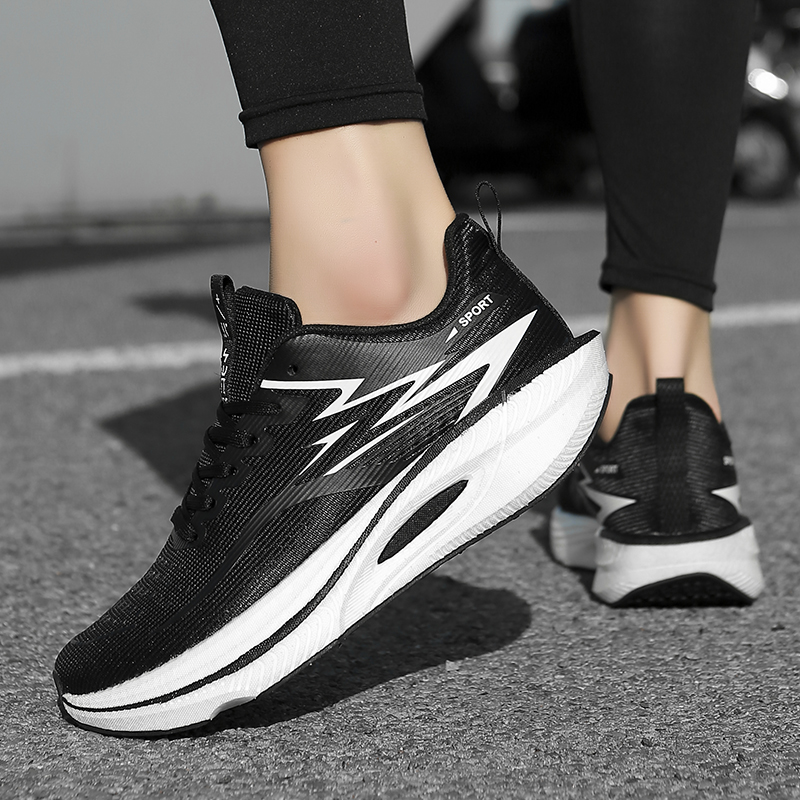 Chaussures pour femmes, basket - Sports Equipment For Running avis et prix