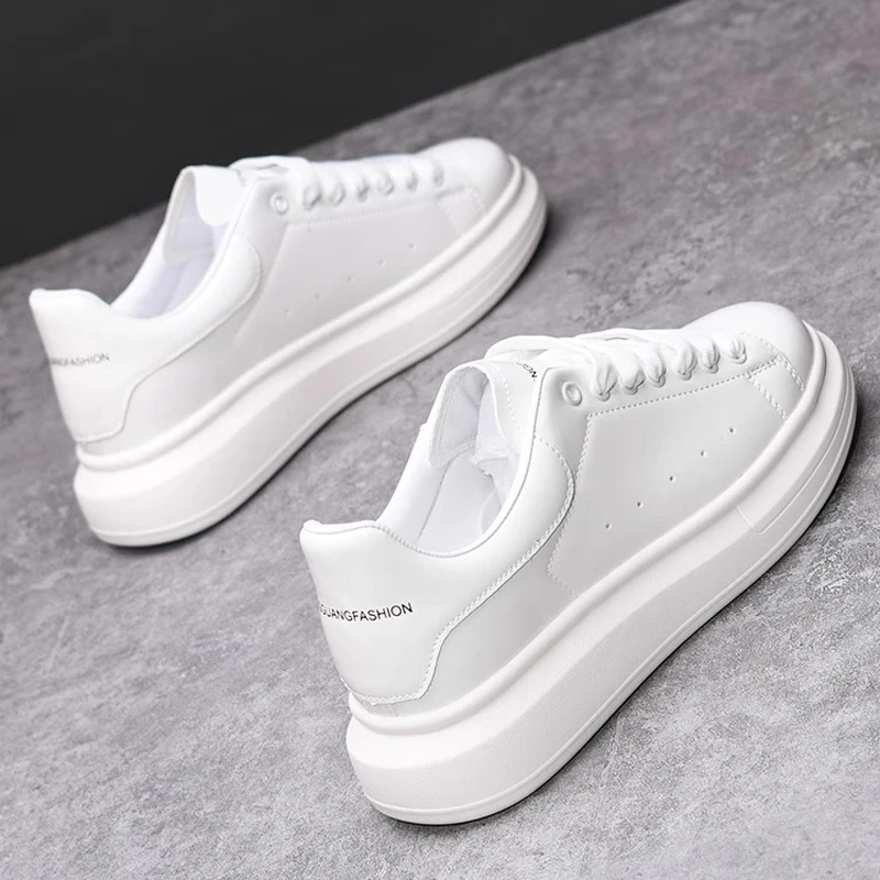 Chaussures pour hommes de marq - Sports Equipment Brands avis et prix