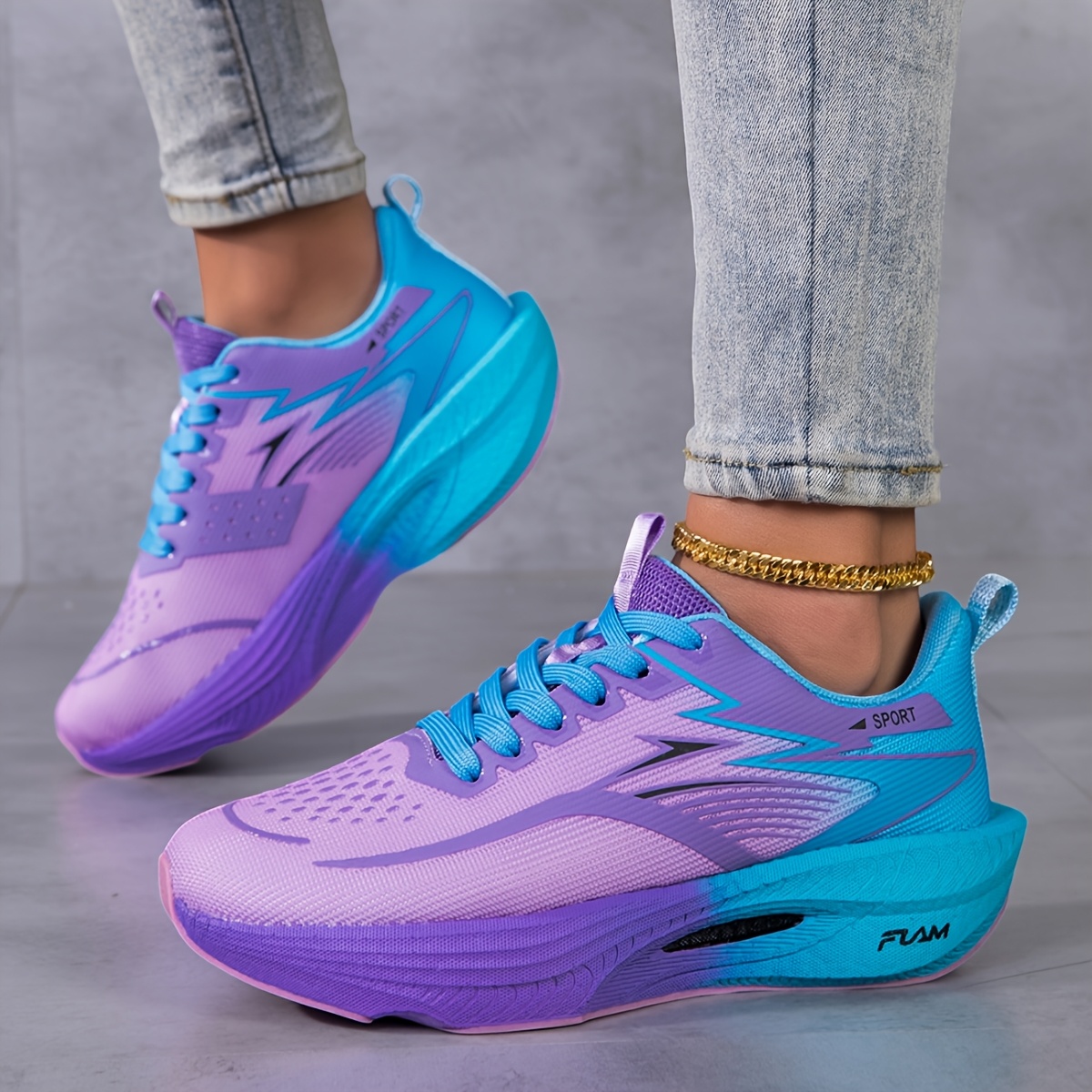 Chaussures de sport pour femme - Sports Equipment For Running avis et prix